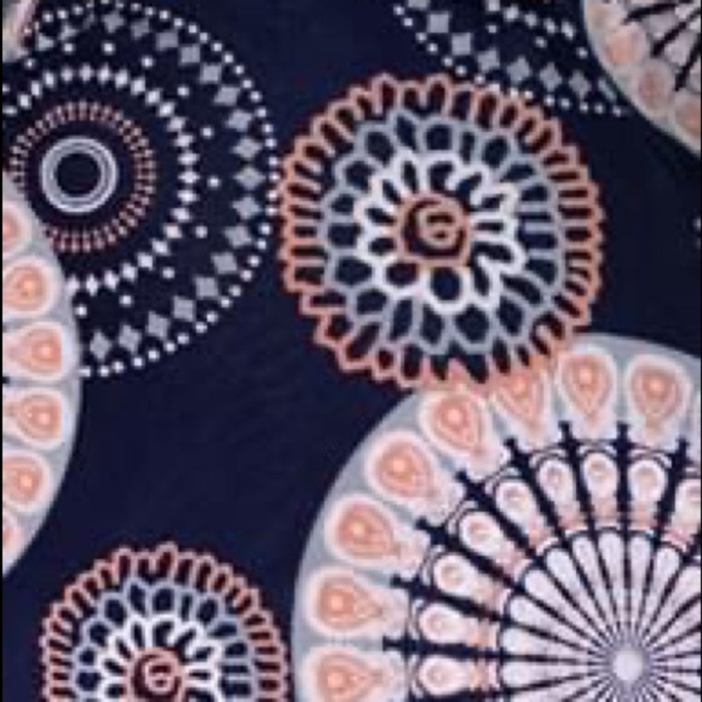 Patterned Dress - Picture 5 of 5
